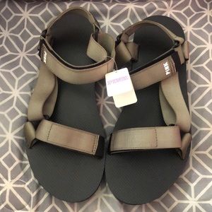 Pink sandals
